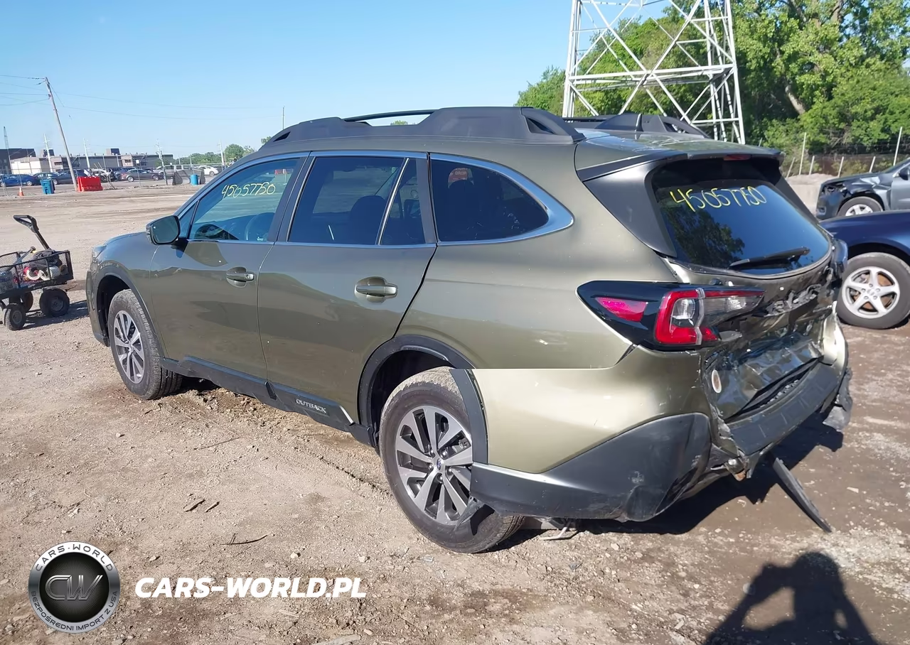 2020 Subaru Outback Premium VIN:4S4BTACCXL3208297 - 3
