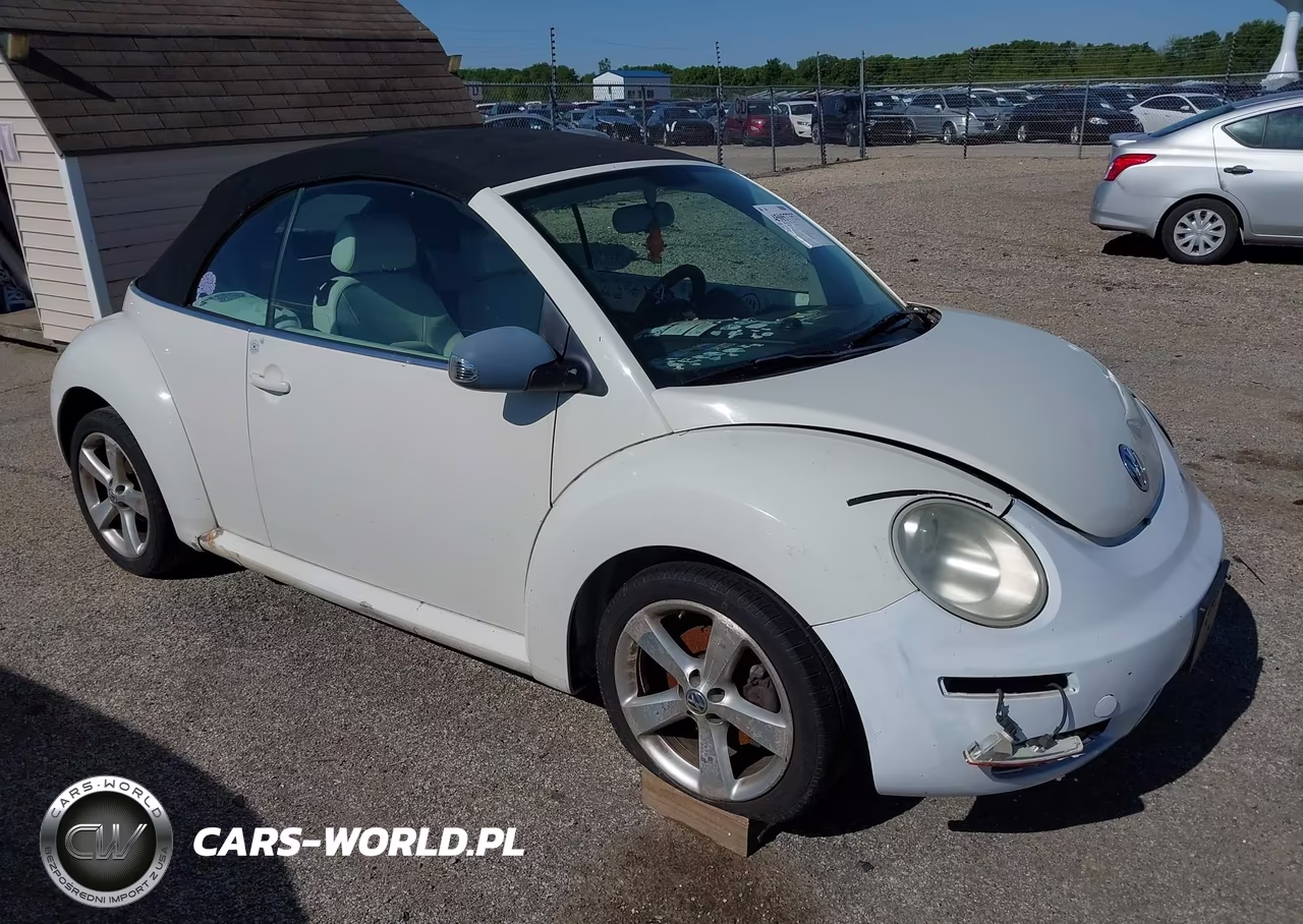 2007 Volkswagen New Beetle Triple White