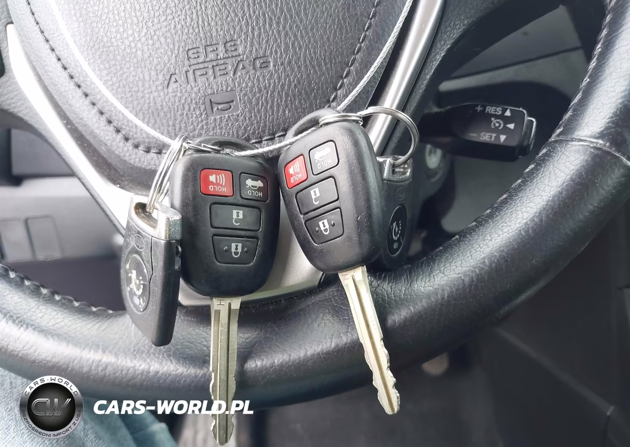 2015 Toyota Corolla S Plus VIN:2T1BURHEXFC448276 - 11