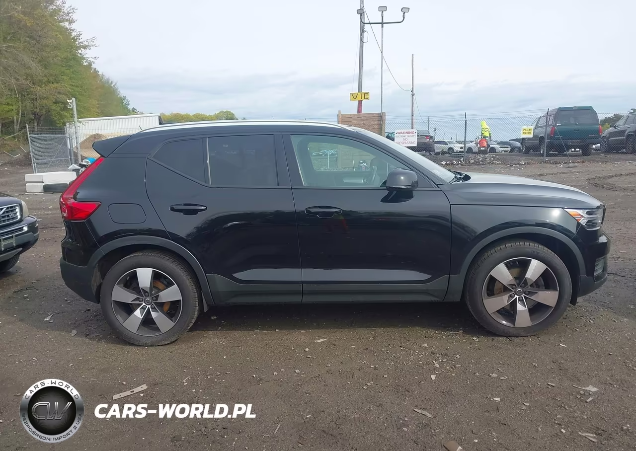 2020 Volvo Xc40 T5 Momentum VIN:YV4162UK0L2315767 - 13