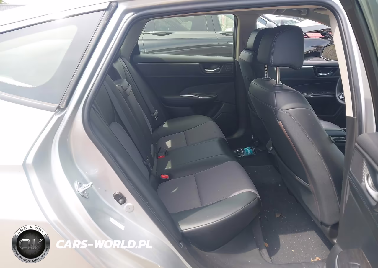 2018 Honda Clarity Plug-In Hybrid VIN:JHMZC5F15JC018309 - 8