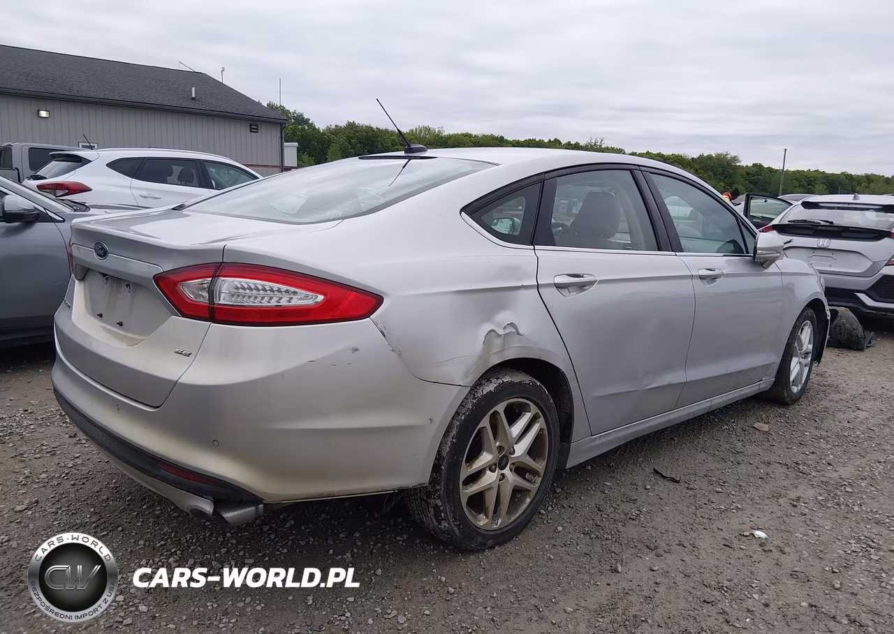 2015 Ford Fusion Se VIN:1FA6P0H79F5117956 - 4