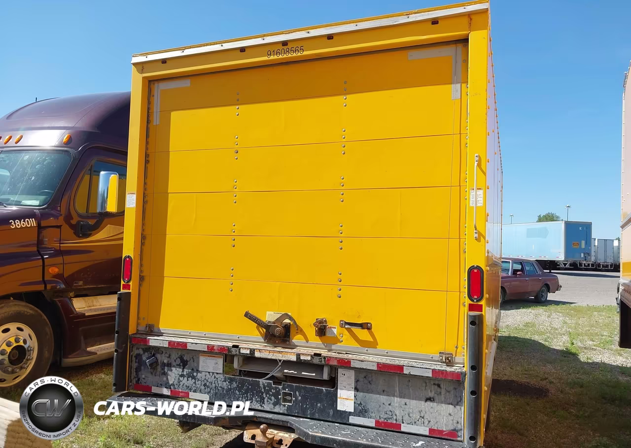 2018 GMC Savana Cutaway Work Van VIN:7GZ37TCG3JN902054 - 15
