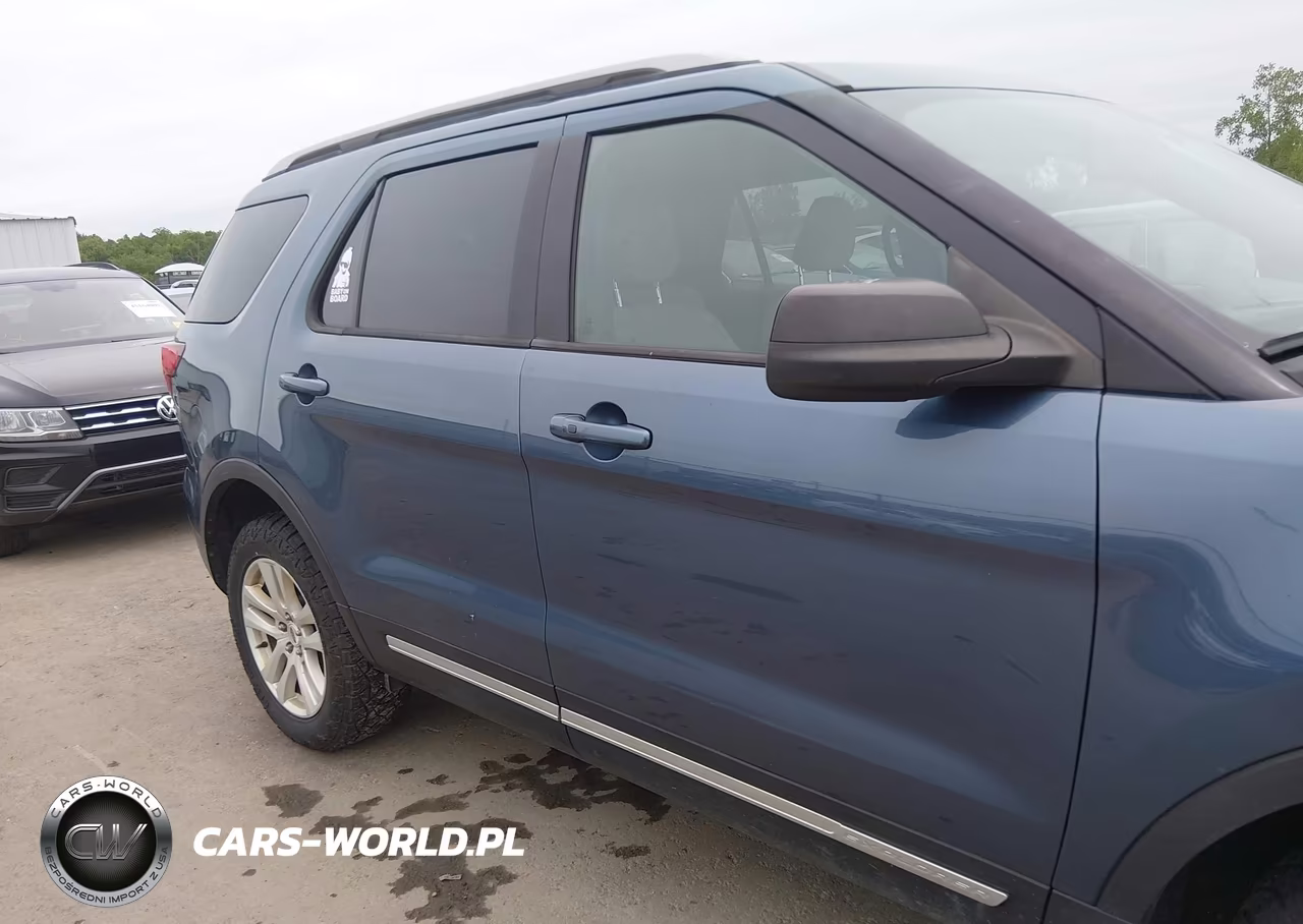 2019 Ford Explorer Xlt VIN:1FM5K8D8XKGA16338 - 13