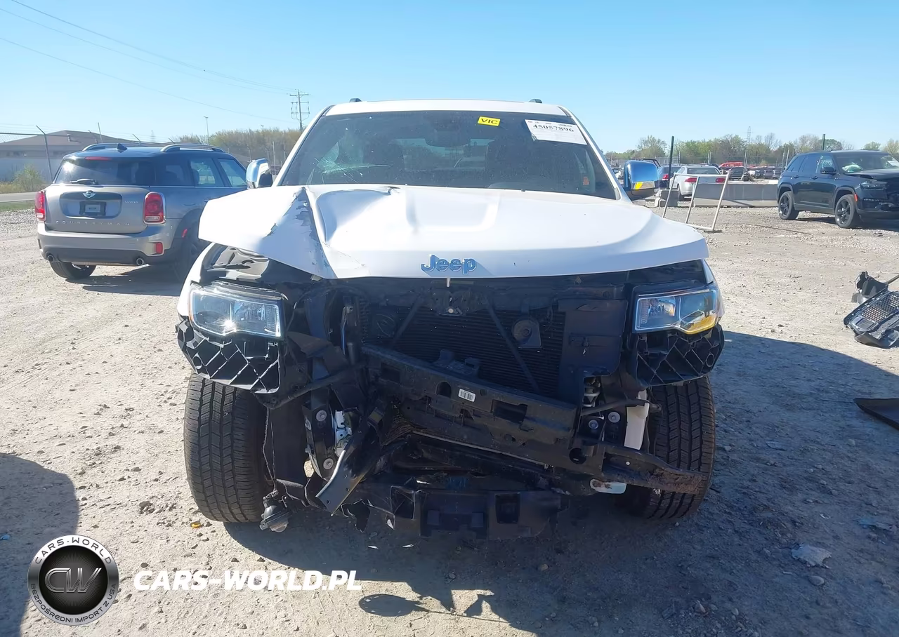 2021 Jeep Grand Cherokee Limited 4X4 VIN:1C4RJFBGXMC561389 - 13