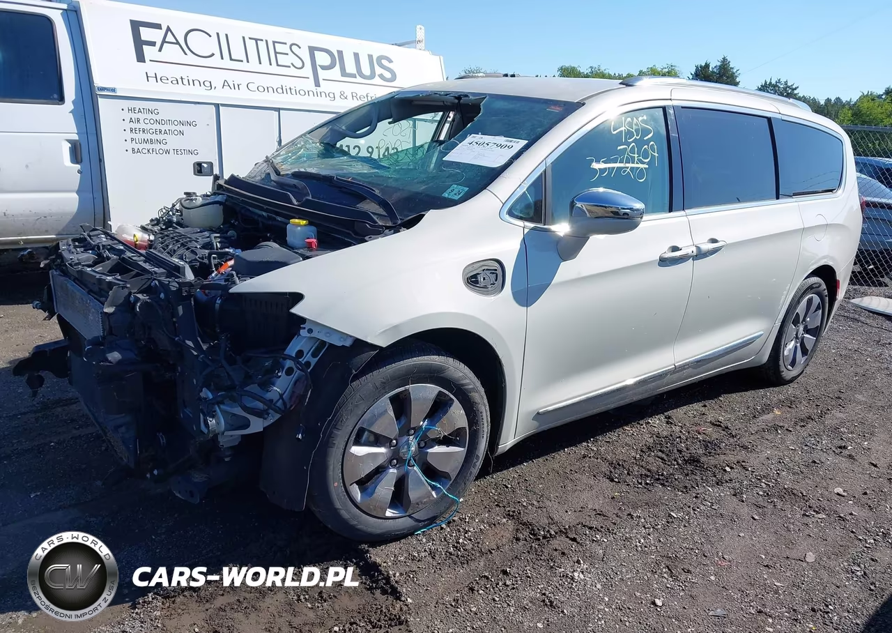 2019 Chrysler Pacifica Hybrid Limited VIN:2C4RC1N7XKR590890 - 2