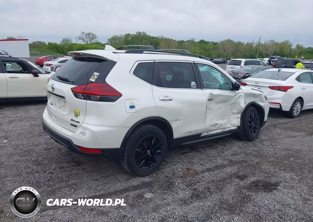2018 Nissan Rogue Sv VIN:5N1AT2MV2JC827930 - 4