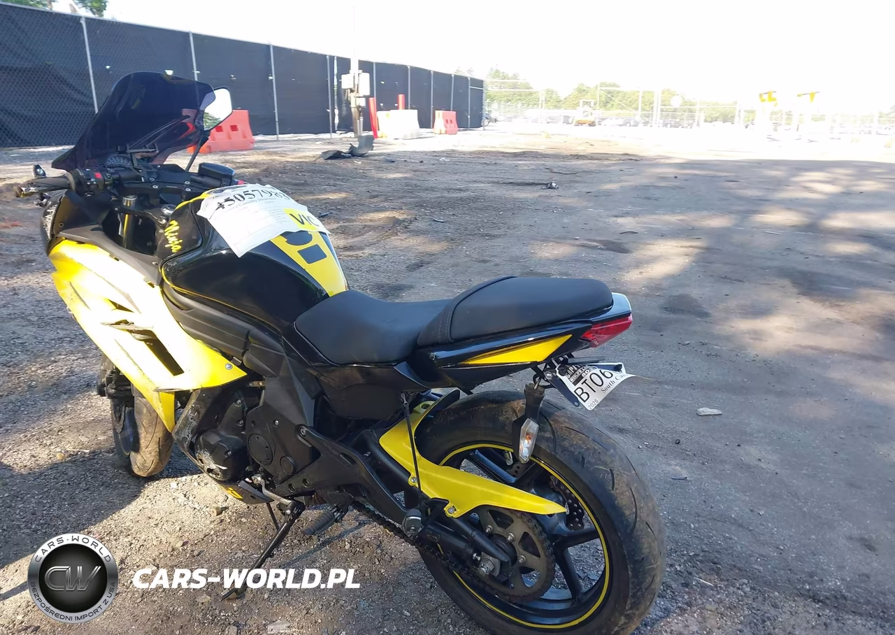 2016 Kawasaki Ex650 E VIN:JKAEXEE10GDA21186 - 3