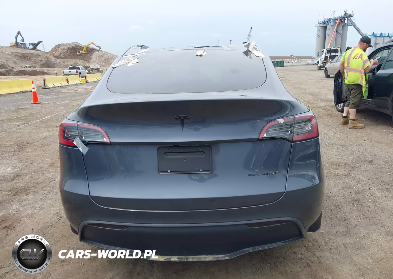 2023 Tesla Model Y Performance Dual Motor All-Wheel Drive VIN:7SAYGDEF0PA048984 - 15
