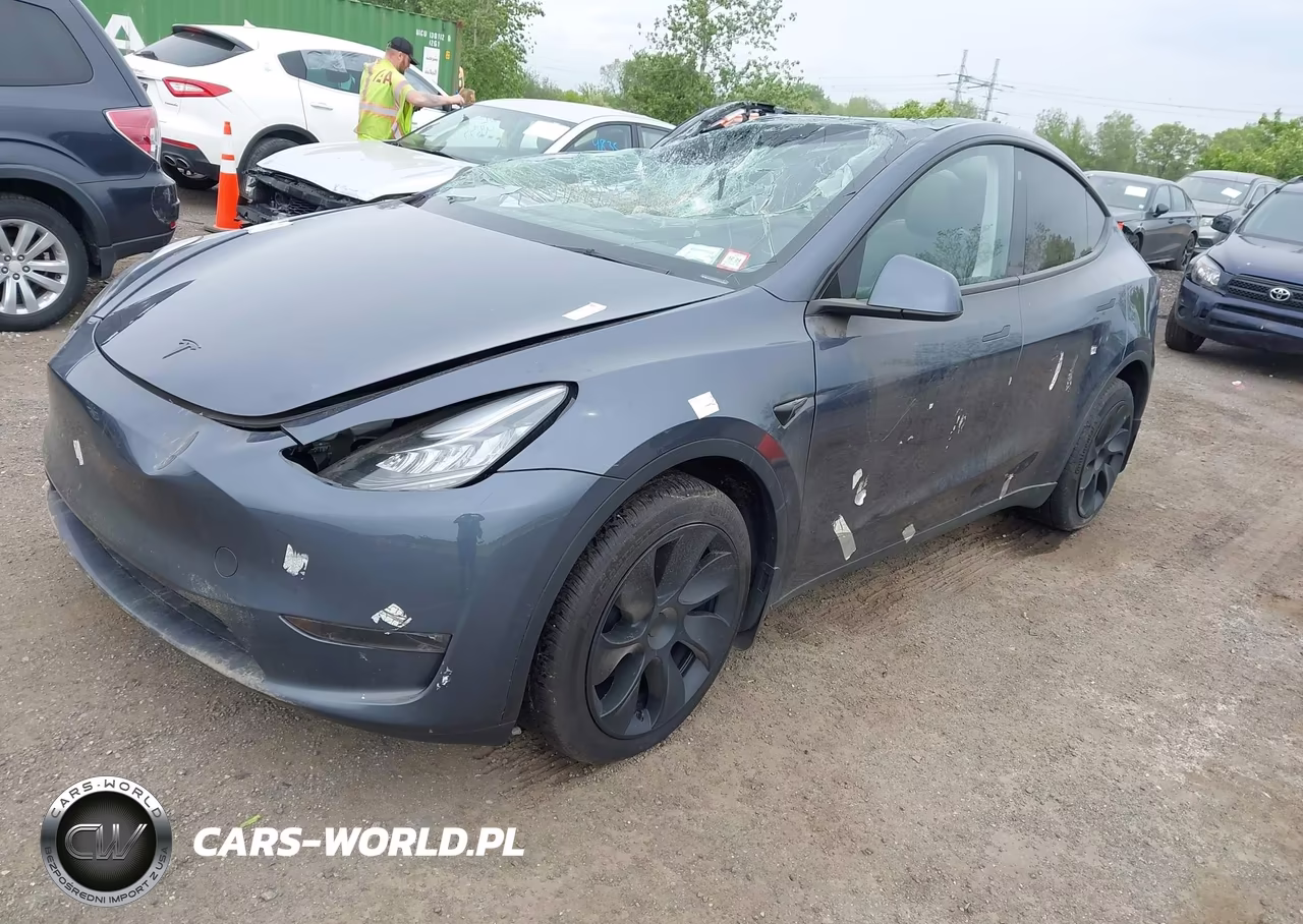 2023 Tesla Model Y Performance Dual Motor All-Wheel Drive VIN:7SAYGDEF0PA048984 - 2