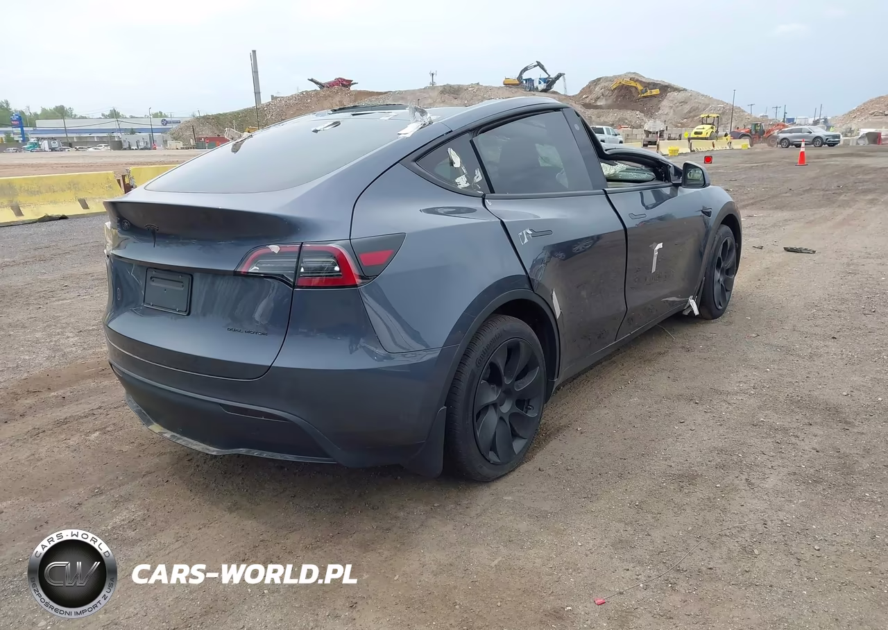 2023 Tesla Model Y Performance Dual Motor All-Wheel Drive VIN:7SAYGDEF0PA048984 - 4