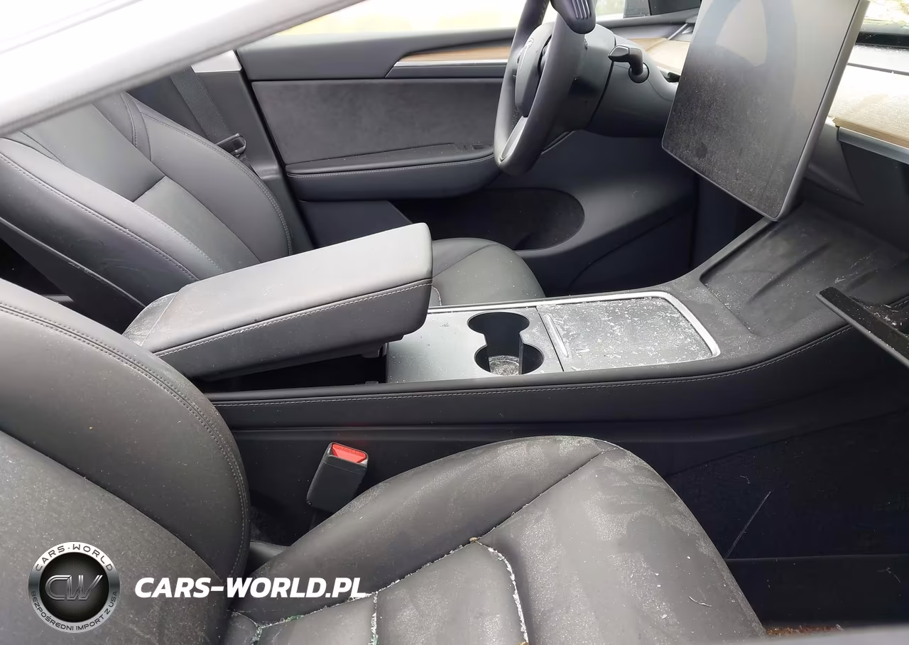 2023 Tesla Model Y Performance Dual Motor All-Wheel Drive VIN:7SAYGDEF0PA048984 - 5