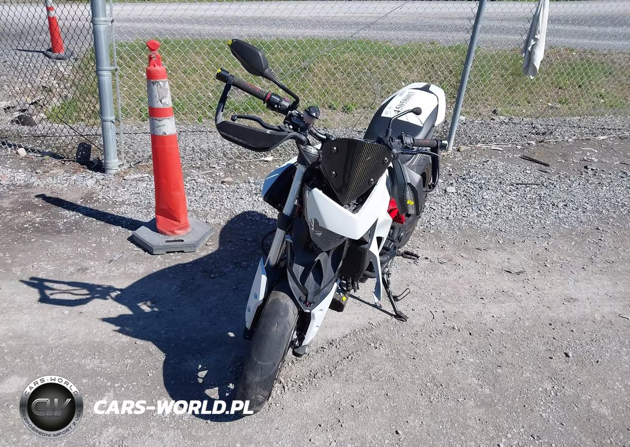 2016 Ducati Hypermotard 939 VIN:ZDM1YBJS8GB012330 - 5