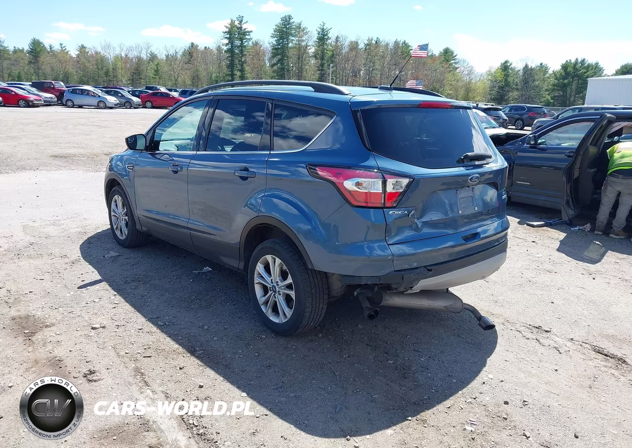 2018 Ford Escape Se VIN:1FMCU9GD6JUC43364 - 3