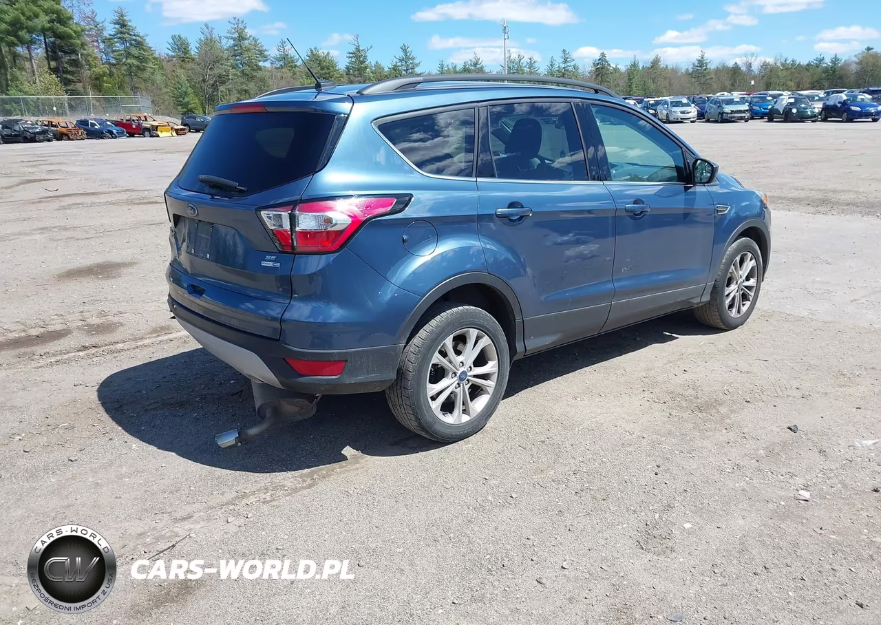 2018 Ford Escape Se VIN:1FMCU9GD6JUC43364 - 4