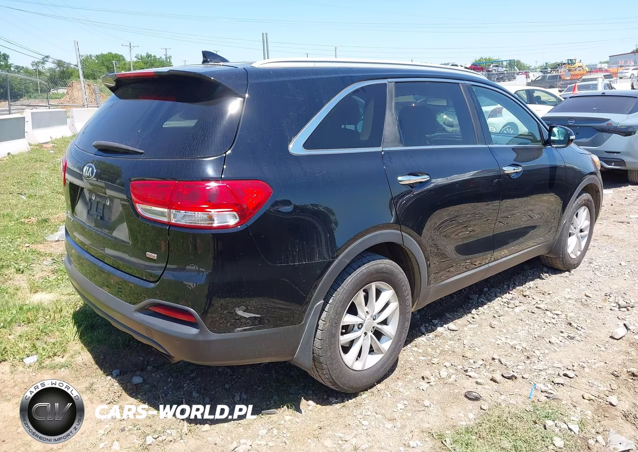 2017 Kia Sorento 2.4L Lx VIN:5XYPG4A3XHG285581 - 4