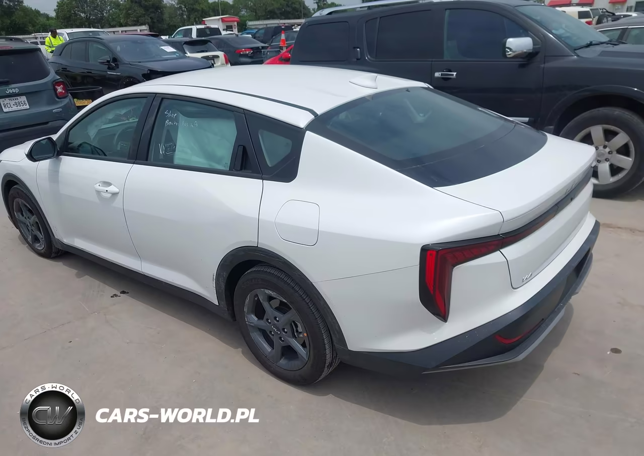 2026 Kia K4 Lxs VIN:3KPFT4DE2TE290879 - 3
