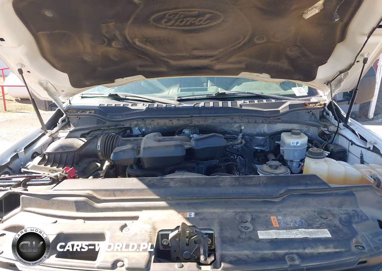 2017 Ford F-350 Chassis Xl VIN:1FD8W3G6XHEE74075 - 10