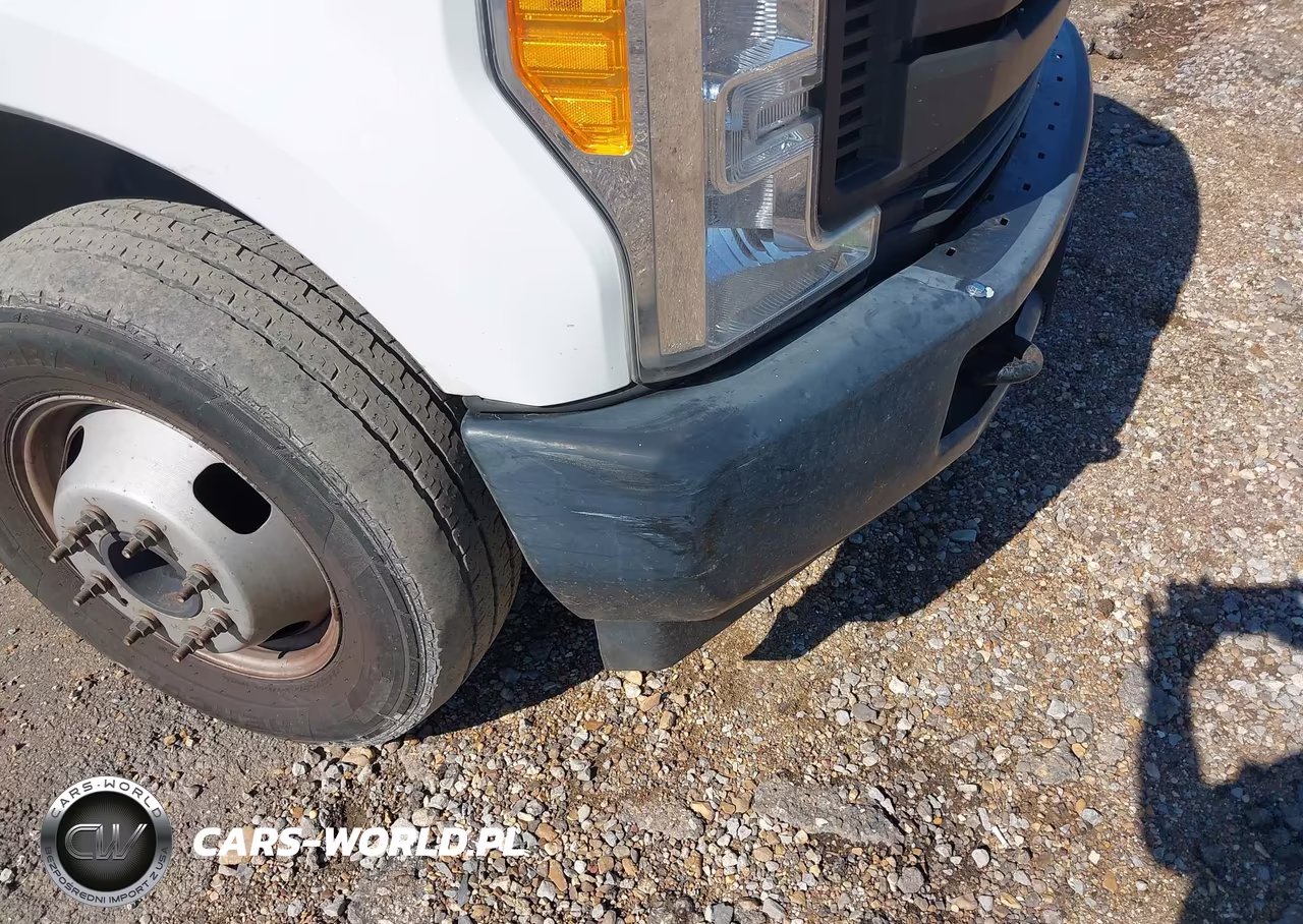 2017 Ford F-350 Chassis Xl VIN:1FD8W3G6XHEE74075 - 16