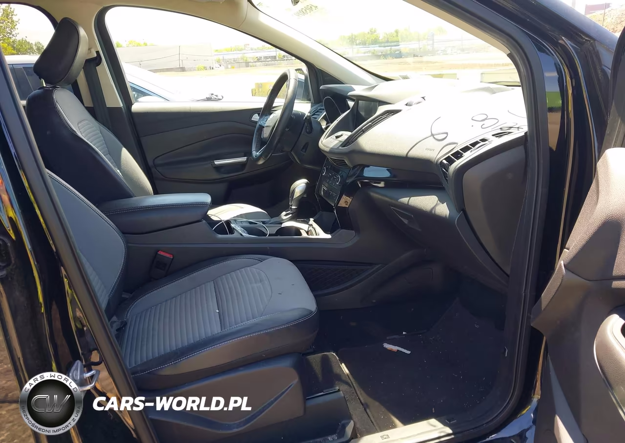 2019 Ford Escape Se VIN:1FMCU9GD7KUA73565 - 5