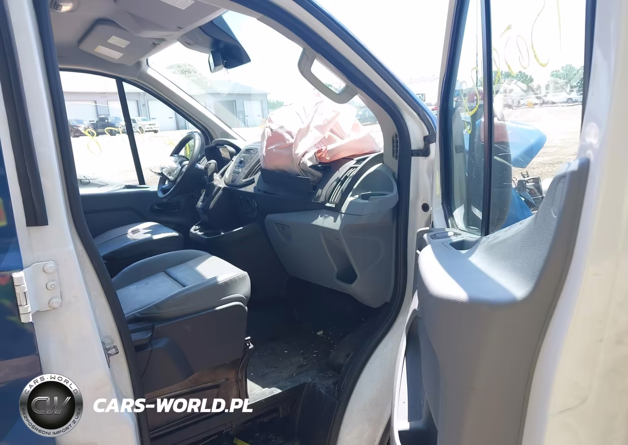 2018 Ford Transit-150 VIN:1FTYE1ZM2JKA31658 - 5