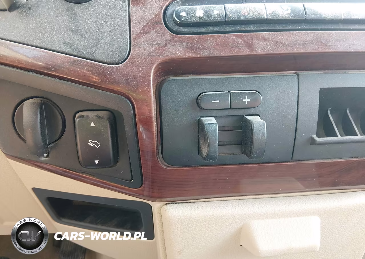 2009 Ford F-350 Fx4-King Ranch-Lariat-Xl-Xlt VIN:1FTWW33R39EA37824 - 18