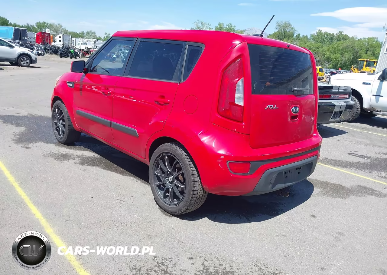 2013 Kia Soul VIN:KNDJT2A59D7500222 - 3