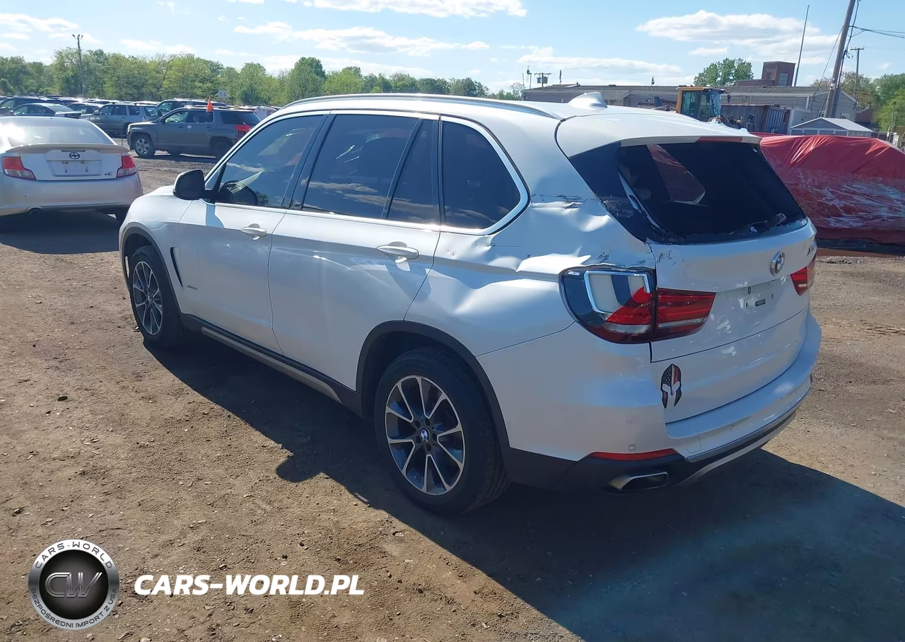 2018 BMW X5 xDrive35I VIN:5UXKR0C50J0X89384 - 3