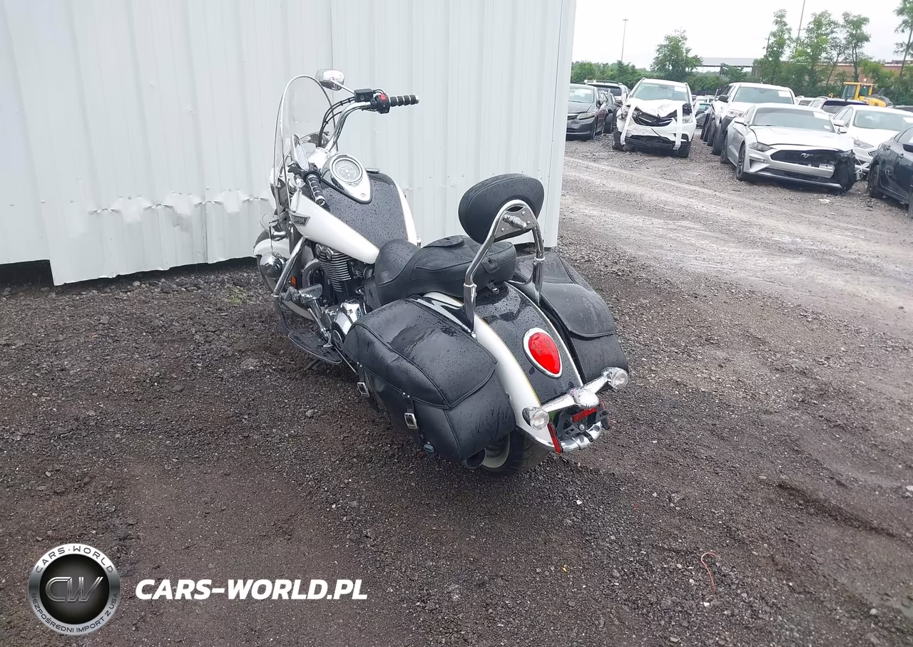 2017 Triumph Motorcycle Thunderbird Lt VIN:SMTB07WF0HJ785978 - 3