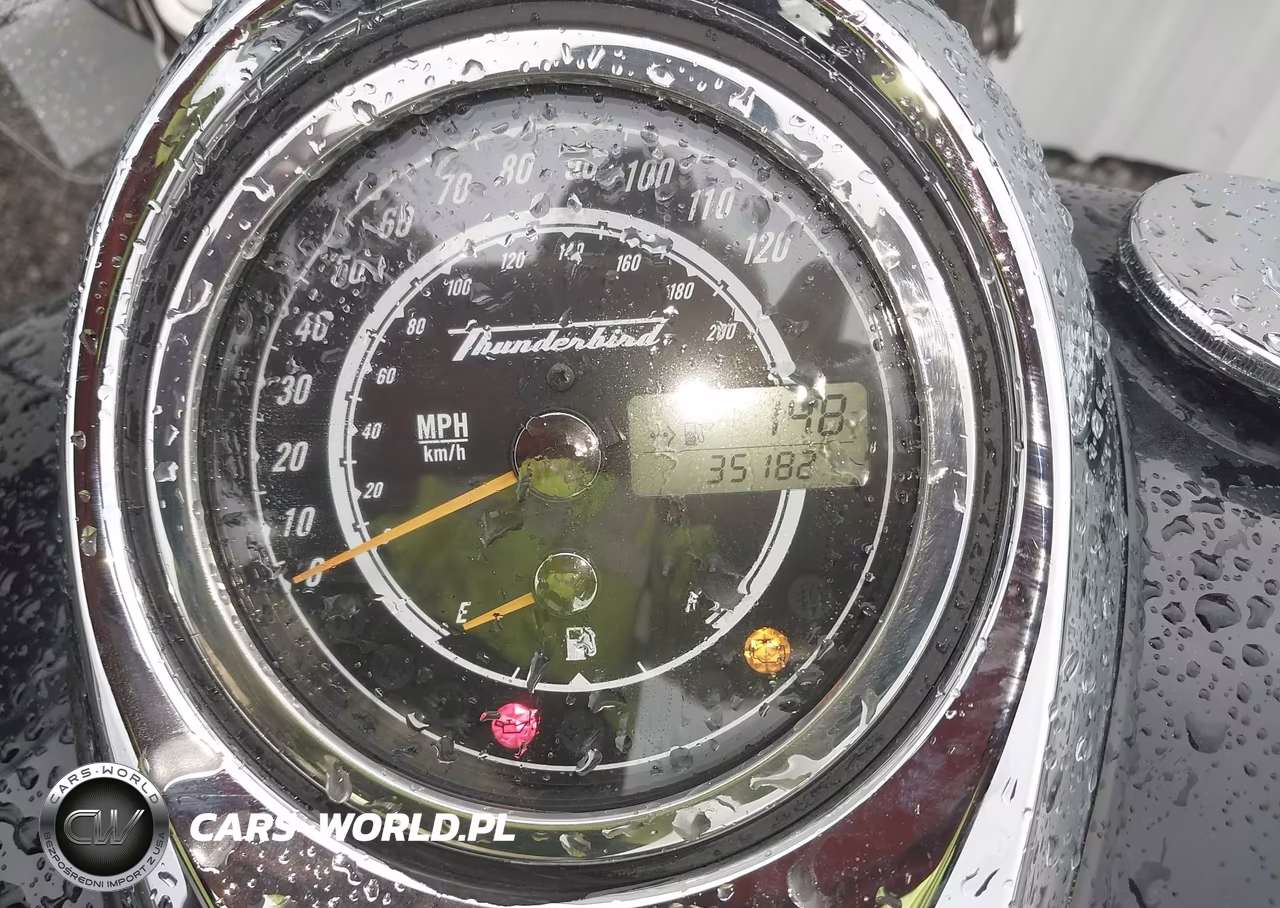 2017 Triumph Motorcycle Thunderbird Lt VIN:SMTB07WF0HJ785978 - 7