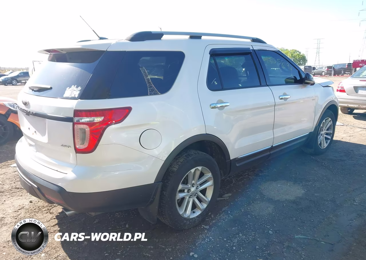 2012 Ford Explorer Xlt VIN:1FMHK8D86CGA16674 - 4