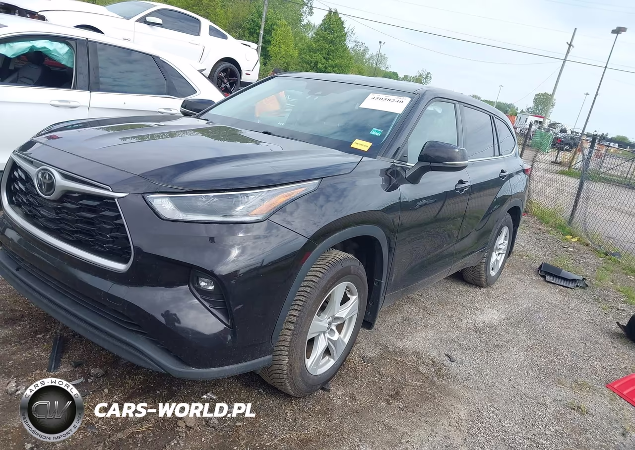 2021 Toyota Highlander Le VIN:5TDBZRBH2MS142052 - 2