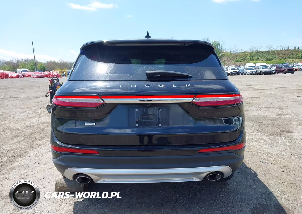 2022 Lincoln Corsair Standard VIN:5LMCJ1D90NUL00767 - 16