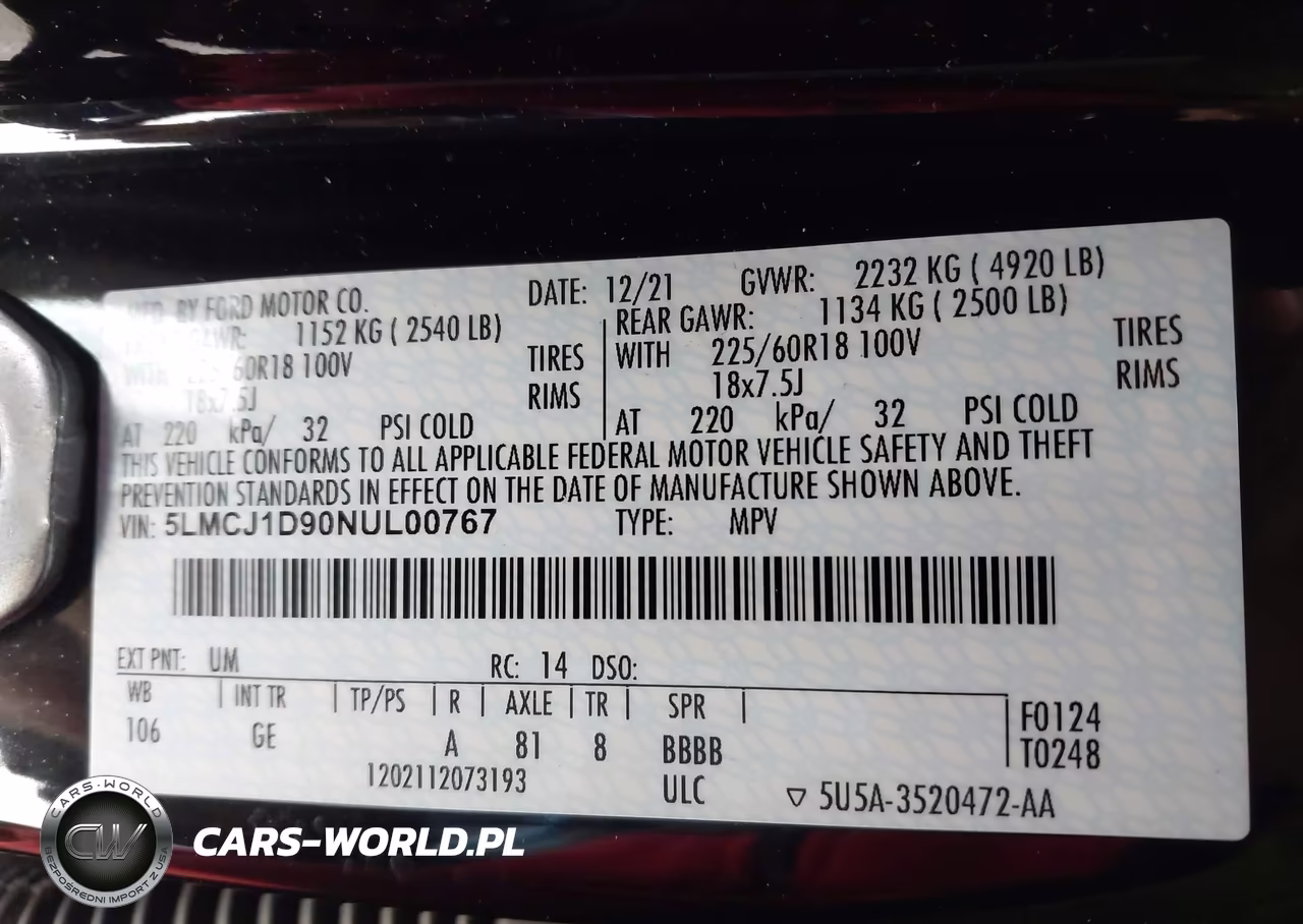 2022 Lincoln Corsair Standard VIN:5LMCJ1D90NUL00767 - 9