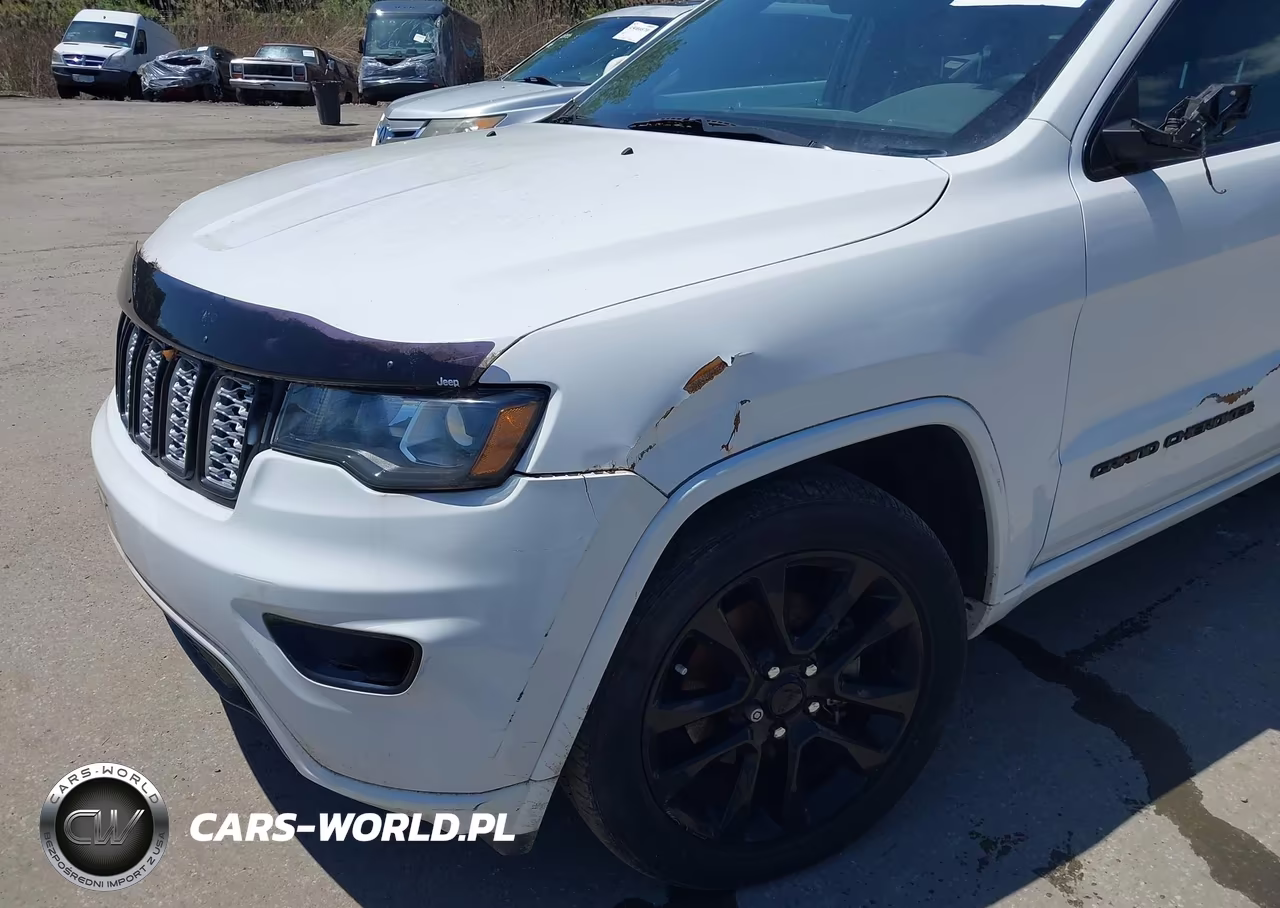 2018 Jeep Grand Cherokee Altitude 4X2 VIN:1C4RJEAG1JC512993 - 12