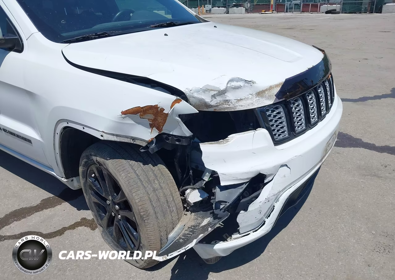 2018 Jeep Grand Cherokee Altitude 4X2 VIN:1C4RJEAG1JC512993 - 6