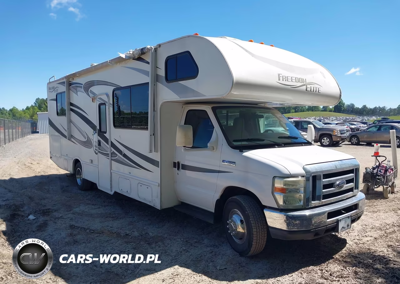 2011 Ford E-450 Cutaway