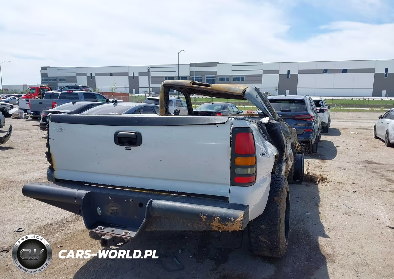 2003 GMC Sierra 1500 VIN:1GTEK14X03Z230277 - 4