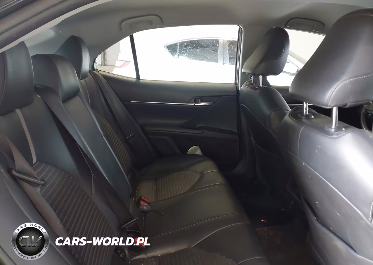2018 Toyota Camry Se VIN:4T1B11HK5JU080211 - 8