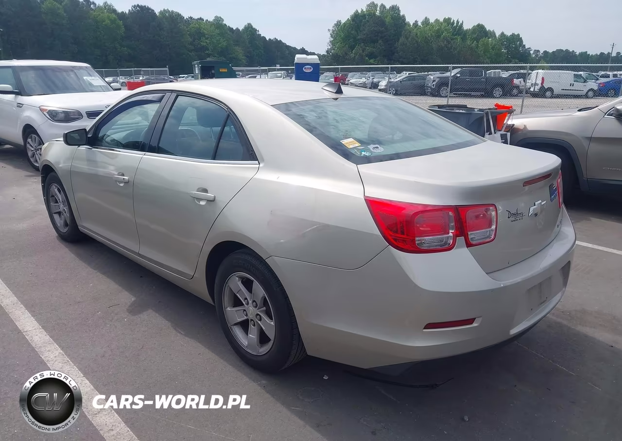2013 Chevrolet Malibu 1Ls VIN:1G11B5SA2DF352588 - 3