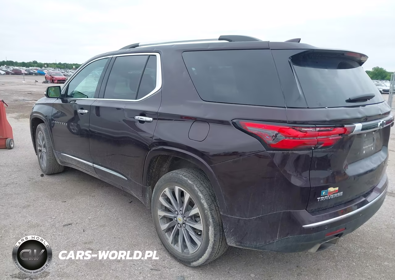2023 Chevrolet Traverse Fwd Premier VIN:1GNERKKW8PJ305184 - 3