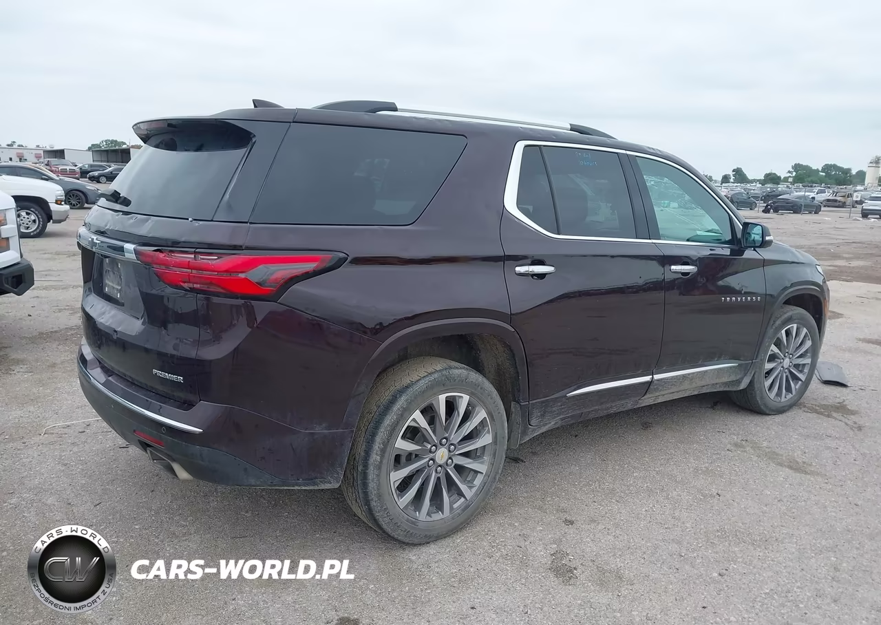 2023 Chevrolet Traverse Fwd Premier VIN:1GNERKKW8PJ305184 - 4