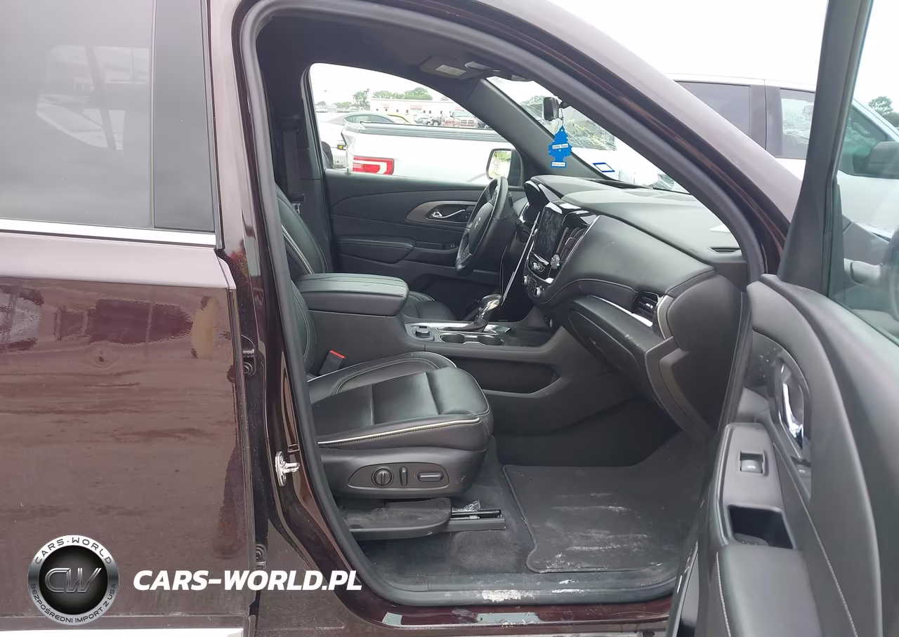 2023 Chevrolet Traverse Fwd Premier VIN:1GNERKKW8PJ305184 - 5