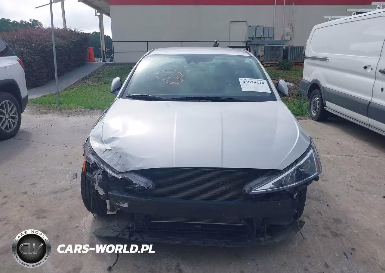 2020 Hyundai Elantra Sel VIN:5NPD84LF1LH528476 - 13