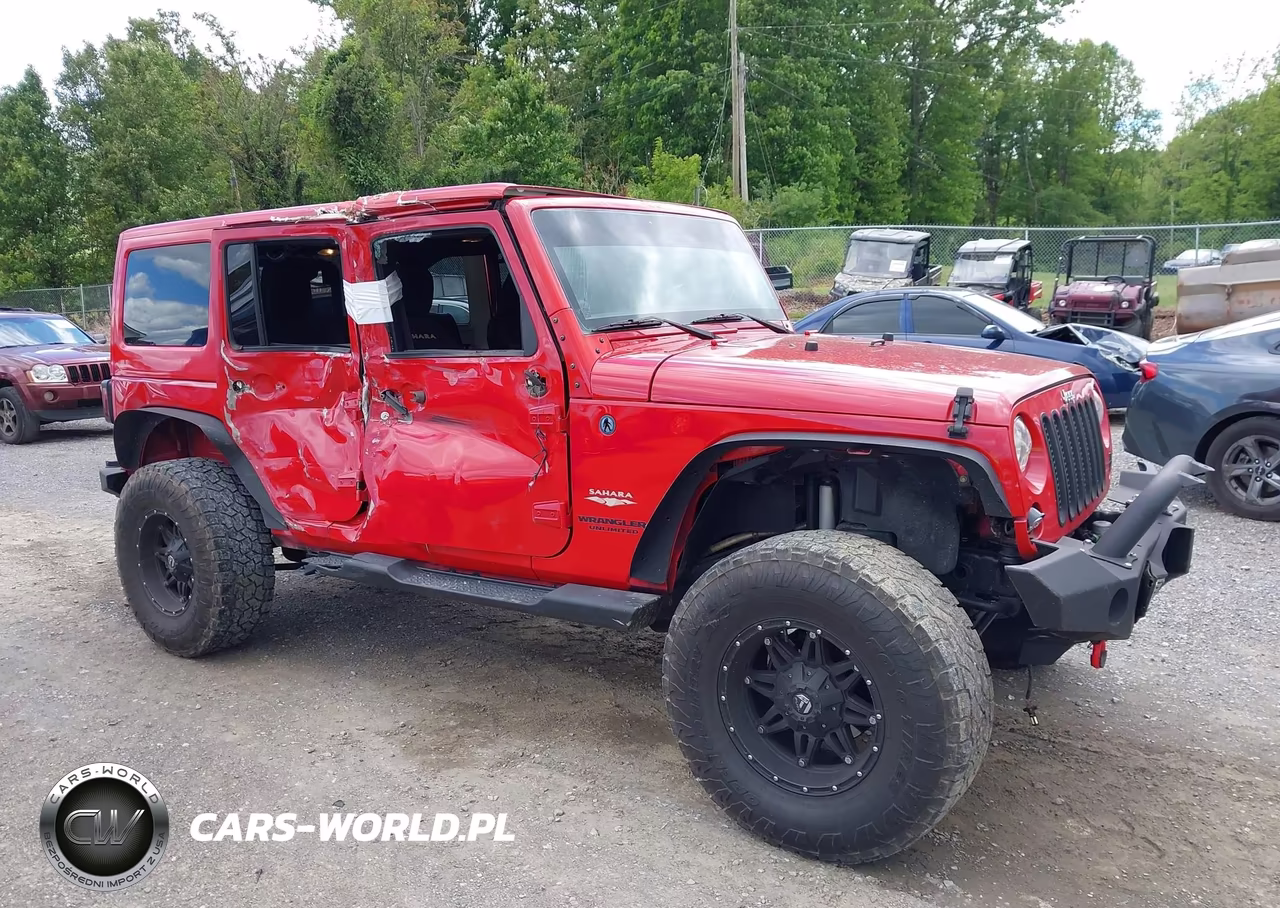 2013 Jeep Wrangler Unlimited Sahara VIN:1C4BJWEG8DL675114 - 6