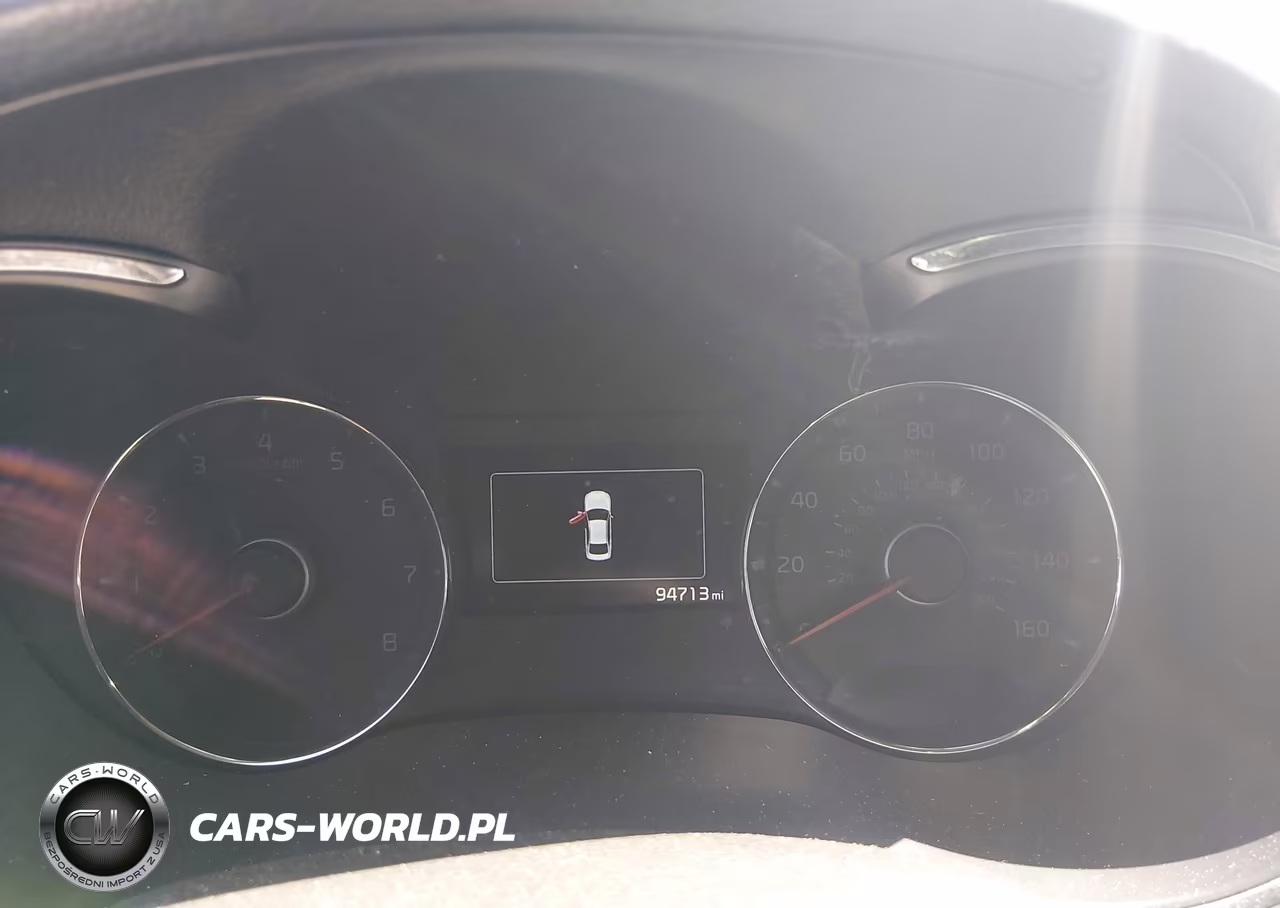 2017 Kia Forte S VIN:3KPFL4A7XHE054266 - 7