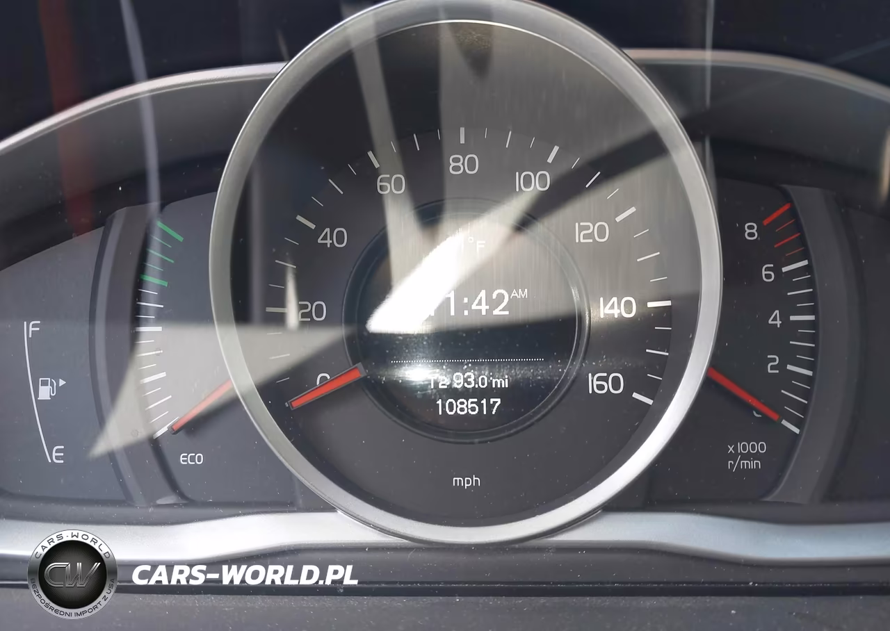 2017 Volvo S60 T5 Dynamic VIN:YV140MTL8H2437107 - 7