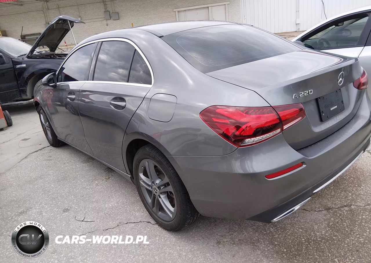 2020 Mercedes-Benz A 220 VIN:W1K3G4EBXLJ203217 - 3