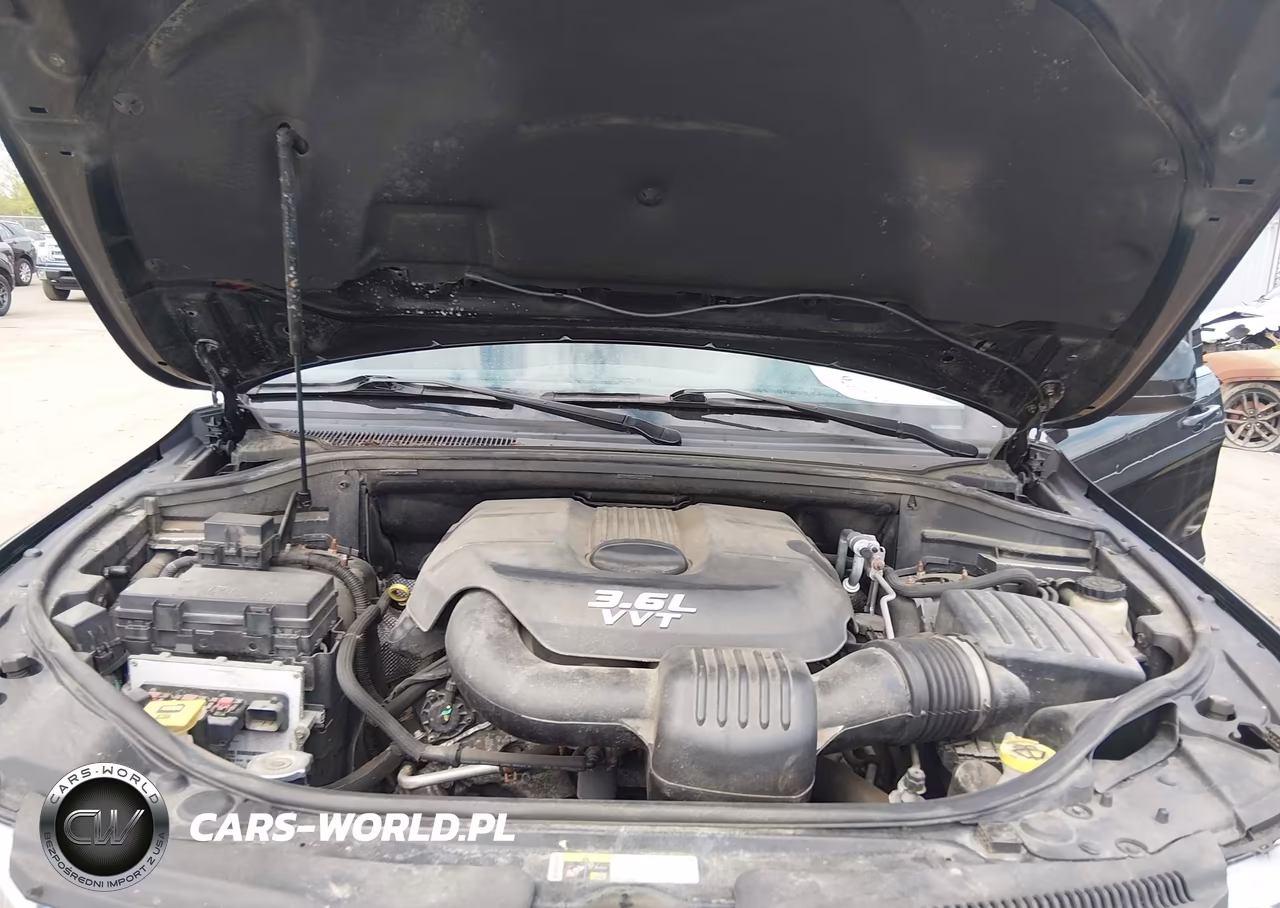 2013 Jeep Grand Cherokee Laredo VIN:1C4RJFAG3DC639707 - 10