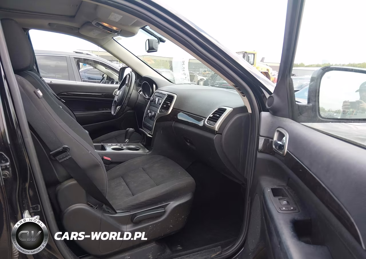 2013 Jeep Grand Cherokee Laredo VIN:1C4RJFAG3DC639707 - 5
